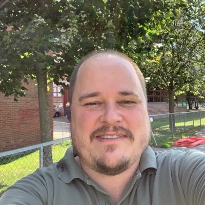 Profile Picture of Carl Henrik Knutsen (@carlhknutsen) on Twitter