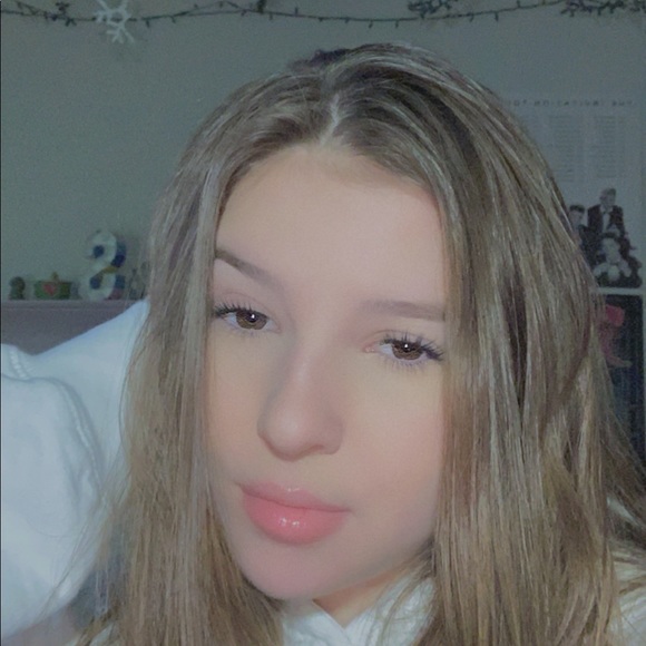 Profile Picture of Sophie Wasik (@atxsophie) on Poshmark