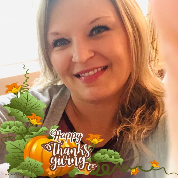 Profile Picture of Mindy Gangler (@mindygangler) on Poshmark