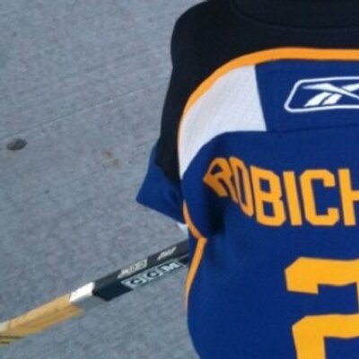 Profile Picture of Joseph Robichaud (@joe_robo) on Twitter