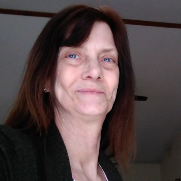 Profile Picture of Loretta Allison (@lorettaallison) on Poshmark