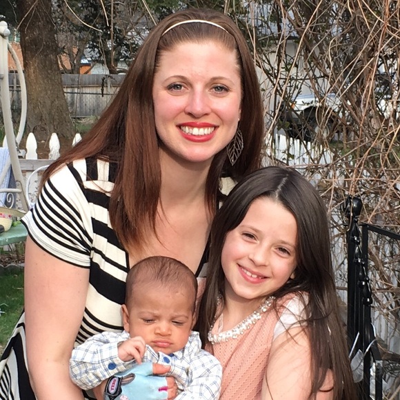 Profile Picture of Ashley Breza (@mommynus87) on Poshmark