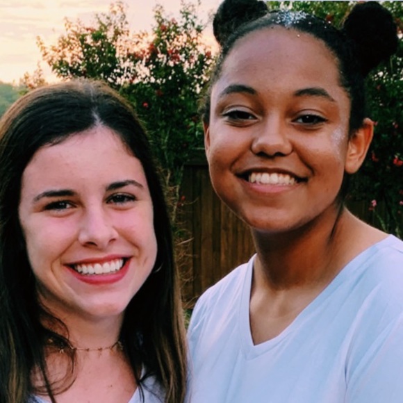 Profile Picture of Zaida Gromko (@zaidapg) on Poshmark