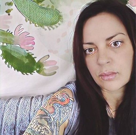 Profile Picture of Aimee Brask (@aimeebrask) on Poshmark