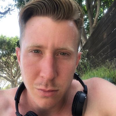 Profile Picture of Derek Stringer (@StringaBlaze) on Twitter