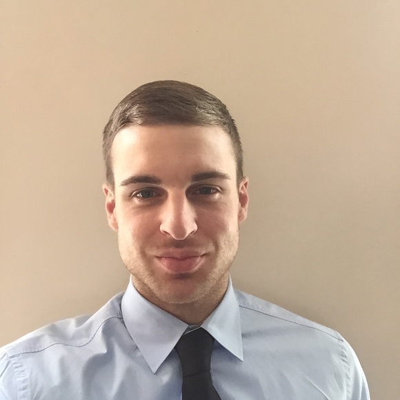 Profile Picture of Chad Keller (@cwkel12) on Poshmark