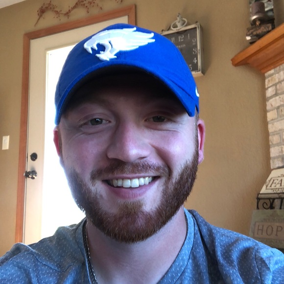 Profile Picture of Casey Witt (@cwitter15) on Poshmark