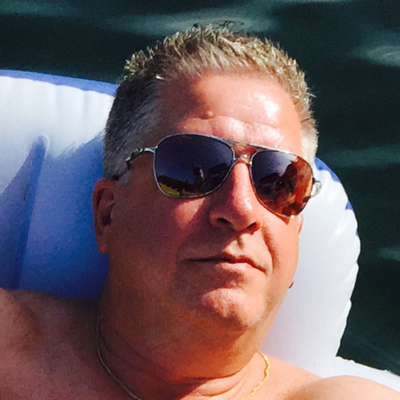 Profile Picture of Tom Hughson (@tomslick60) on Twitter