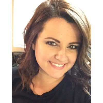 Profile Picture of Michelle Oliver (@MichelleROliver) on Twitter