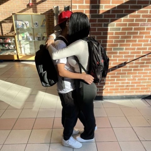 Profile Picture of Alexander Ruano (@weslyruano) on Poshmark