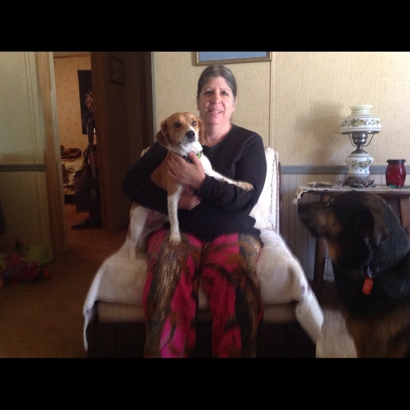 Profile Picture of Mimi Mascioni (@mimimass) on Poshmark