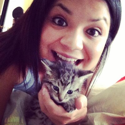 Profile Picture of Jenny Cisneros (@jennycisneros) on Twitter