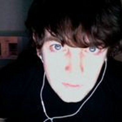 Profile Picture of Holden Mooreon Twitter