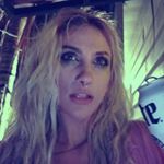 Profile Picture of Christmas Time 🎄 (@tongueslut) on Instagram