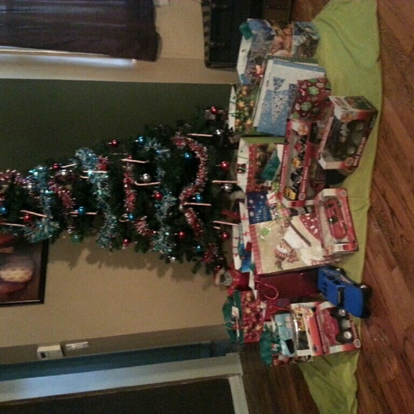 Profile Picture of Sha-ron Carpenter (@sharondc) on Poshmark