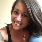 D A N I E L L E 🌙 - Instagram Profile Picture of D A N I E L L E 🌙 (@_crookedmuse_) on Instagram