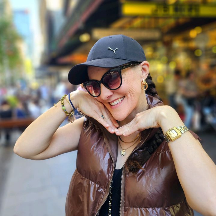Profile Picture of Beverley McKellar (@beverleymckellarofficial) on Tiktok