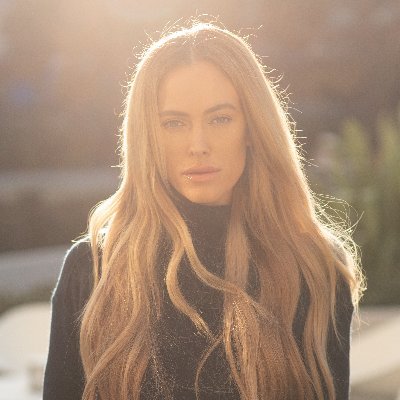 Profile Picture of Peta Murgatroyd (@PetaMurgatroyd) on Twitter