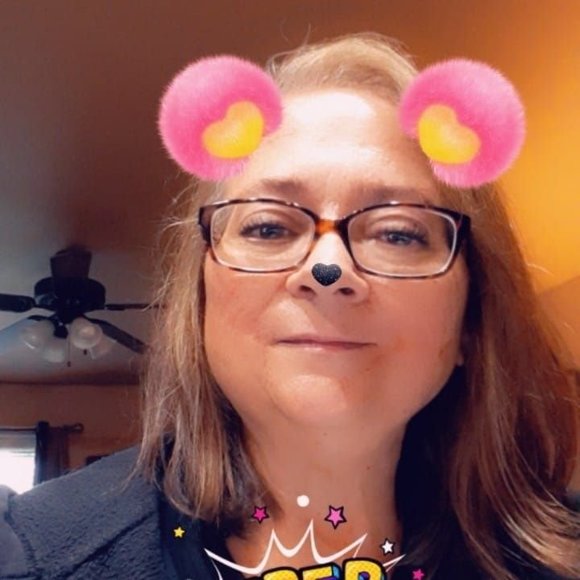 Profile Picture of Dianna Thomas (@diannathomas567) on Poshmark