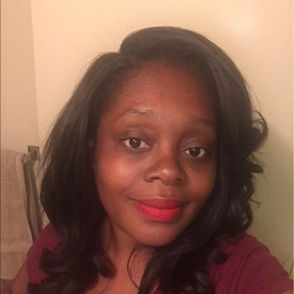 Profile Picture of Sherika Moton (@rika1984) on Poshmark