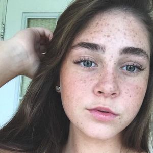 Profile Picture of Erica (@littlefreckle) on Myspace