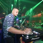 Profile Picture of SLIZZLE *shaun scully* (@djslizzle) on Instagram