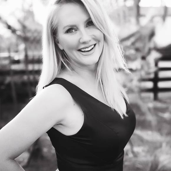 Profile Picture of Theresa Mcmeen (@theresamcmeen) on Poshmark