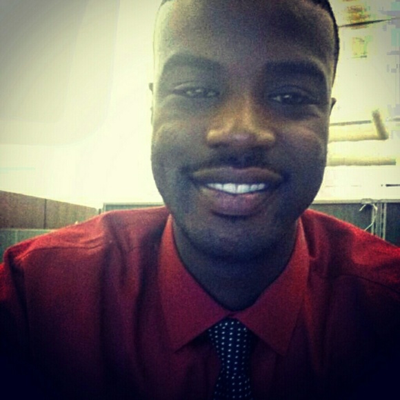 Profile Picture of Joshua Keith (@tallchocolate) on Poshmark