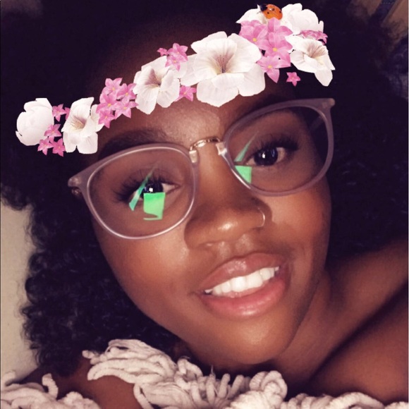 Profile Picture of Tiara Lindsley (@tiaralindsley) on Poshmark