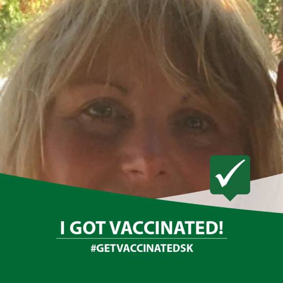 Profile Picture of Lindel Wolbaum (@lindelwolbaum) on Poshmark