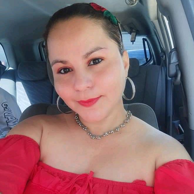 Profile Picture of VanessaK (@vanessakarlita85) on Tiktok