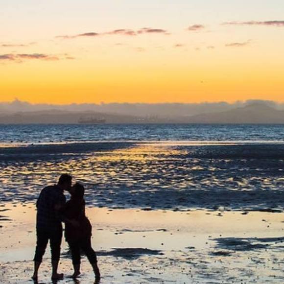 Profile Picture of Karl Sebastian (@esebastian6989) on Poshmark