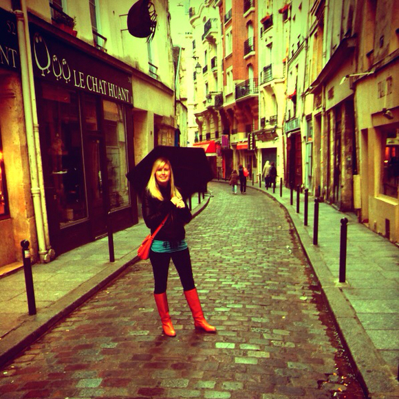 Profile Picture of Valerie Stemper (@valerie_s) on Poshmark