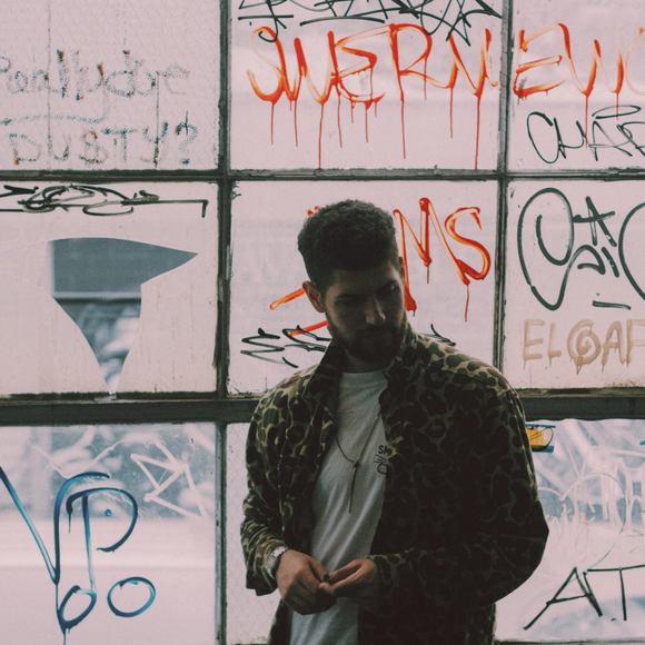 Profile Picture of Avishai Rozen (@rosielove888) on Poshmark