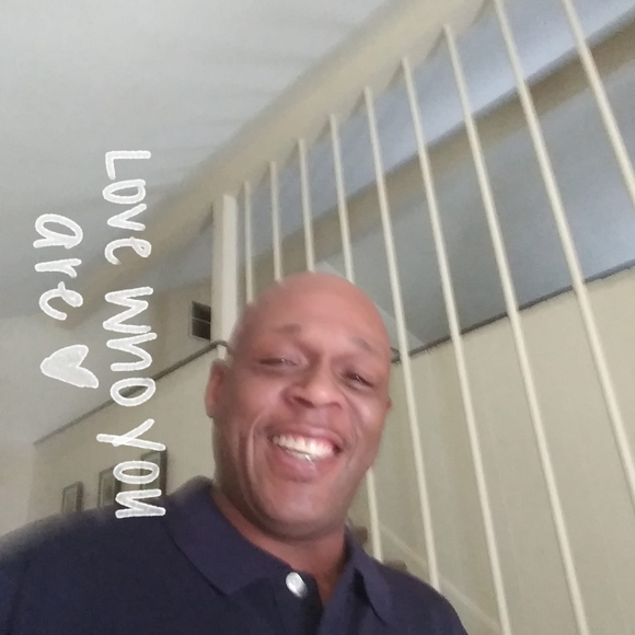 Profile Picture of John Shepard (@johnshepard680) on Poshmark