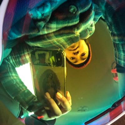 Profile Picture of Gladys Gutierrez (@gladys_gee) on Twitter