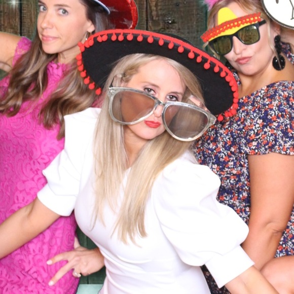 Profile Picture of Katie Shoenfelt (@katieshoenfelt) on Poshmark