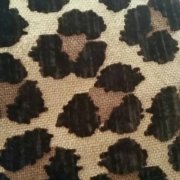 Profile Picture of Lisa Danter (@minnieandpiper) on Poshmark