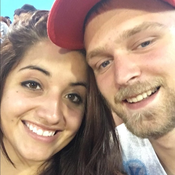 Profile Picture of Alex Ricketts (@alex0321) on Poshmark