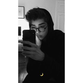 Profile Picture of Tomás Eduardo Yacolca Veliz (@tomasstingers) on Pinterest