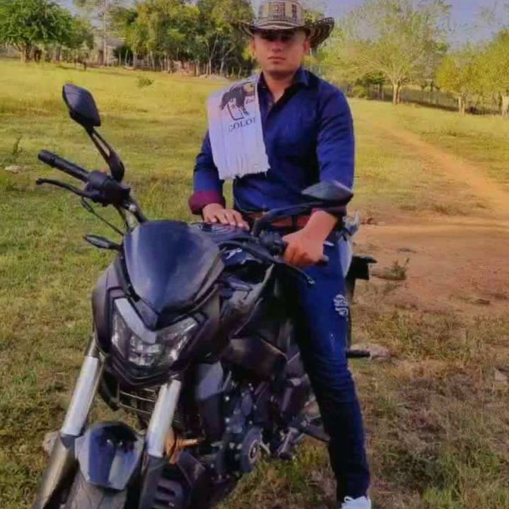 Profile Picture of Manuel Llorente. 95 (@llorentemanuel) on Tiktok