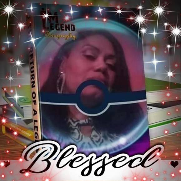 Profile Picture of Minah Patterson (@minahp) on Poshmark