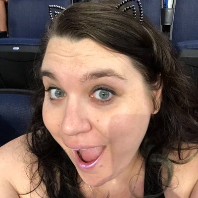 Profile Picture of Jillian Nelson (@PuzzlingUnicorn) on Twitter