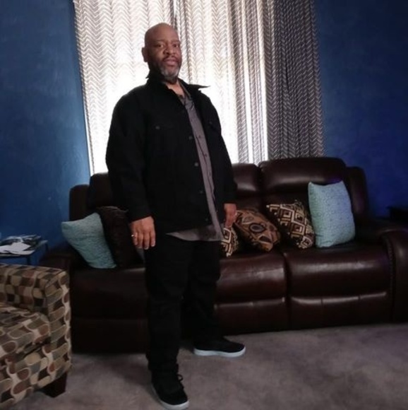 Kevin Drewery - Poshmark Profile Picture of Kevin Drewery (@bigchefkev) on Poshmark