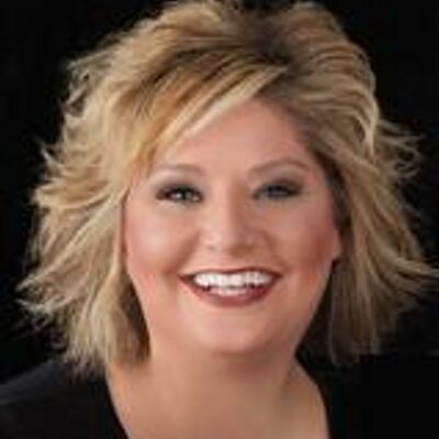 Profile Picture of Jill C. Dickey (@JillCDickey) on Twitter