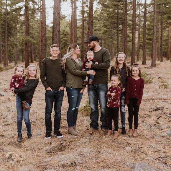 Profile Picture of Danielle Vereen (@dvereen44) on Poshmark