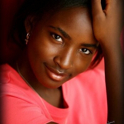 Profile Picture of Elizabeth Frazier (@alex2759) on Twitter