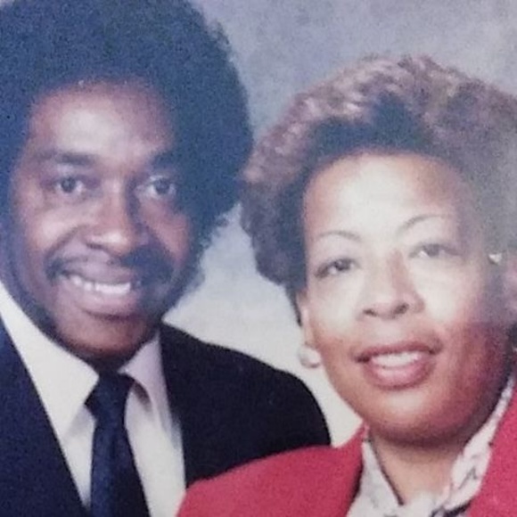 Profile Picture of Gladys Campbell (@gcamp3090) on Poshmark