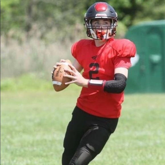 Profile Picture of Jake Harter (@jake2harter) on Poshmark