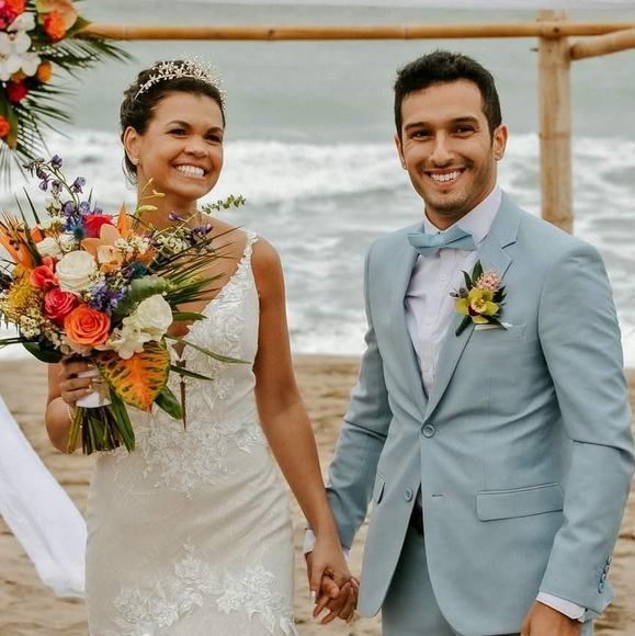 Estee Alworth - Poshmark Profile Picture of Estee Alworth (@esteex0) on Poshmark